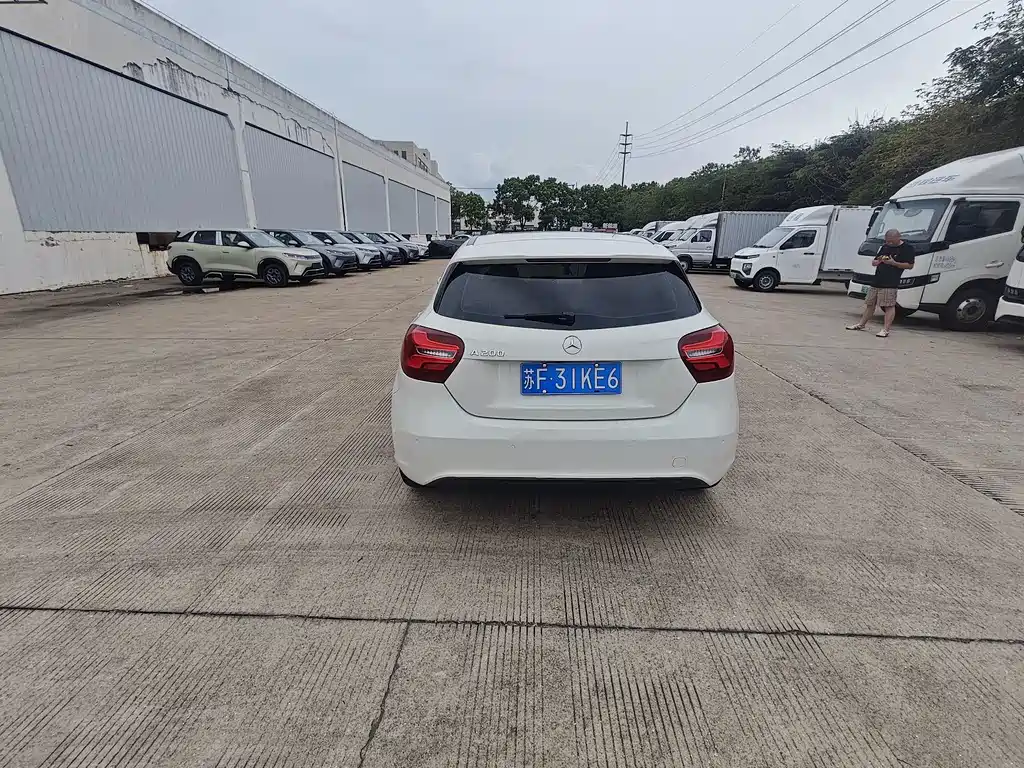 Mercedes-Benz A-Class (Import) — миниатюра 5