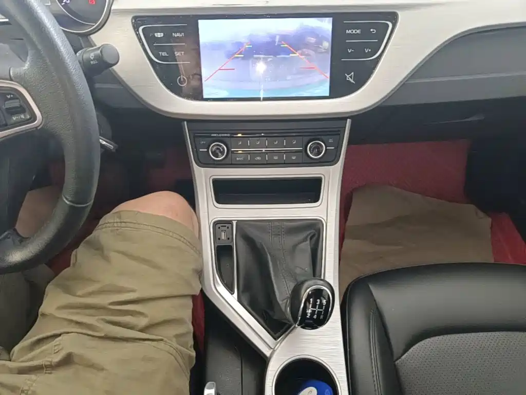 Geely Vision — миниатюра 14