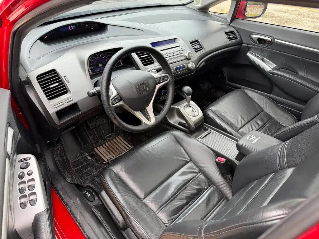 Honda Civic — миниатюра 4