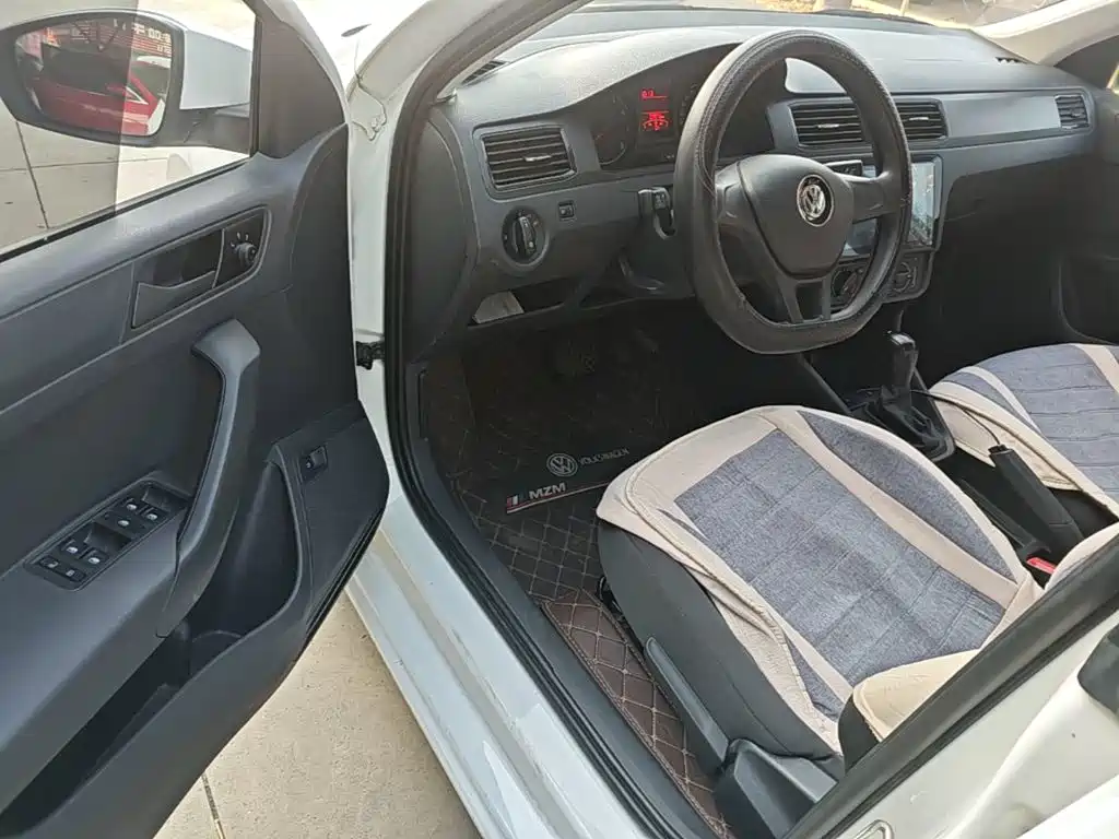 Volkswagen Santana — миниатюра 16