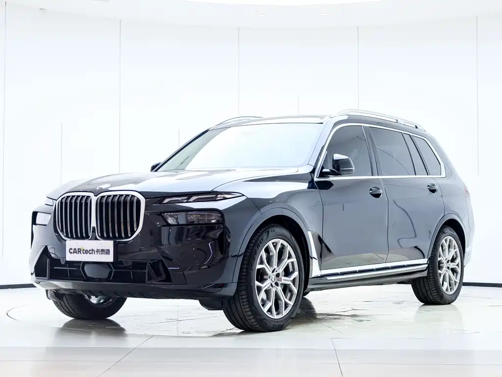 BMW X7 2025