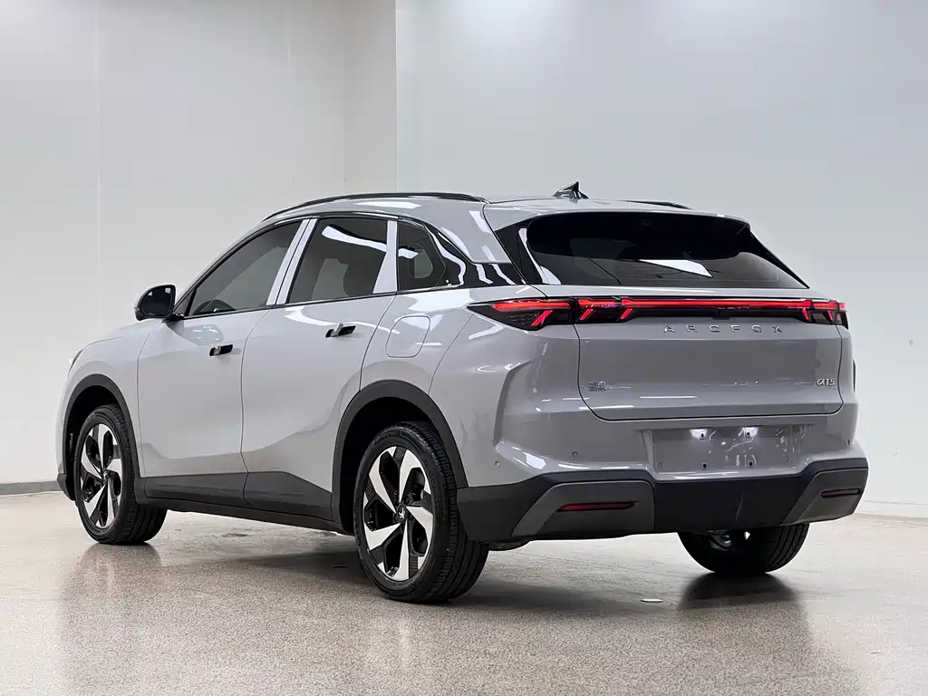 ARCFOX Alpha T5 — миниатюра 5