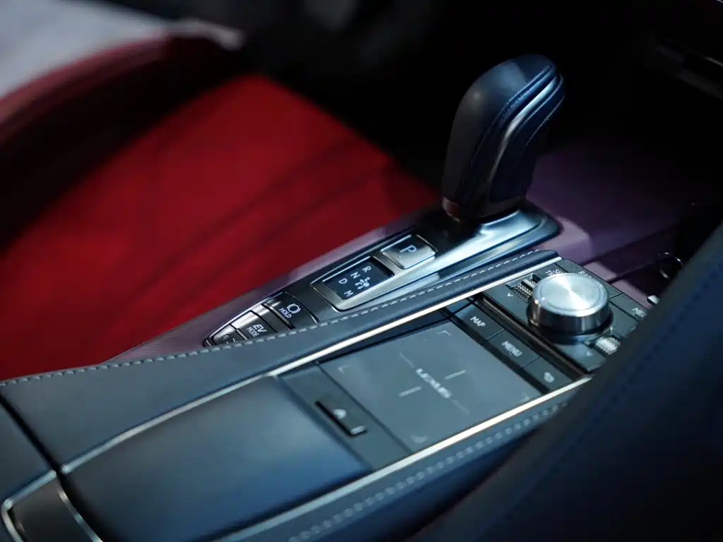 Lexus LC — миниатюра 49