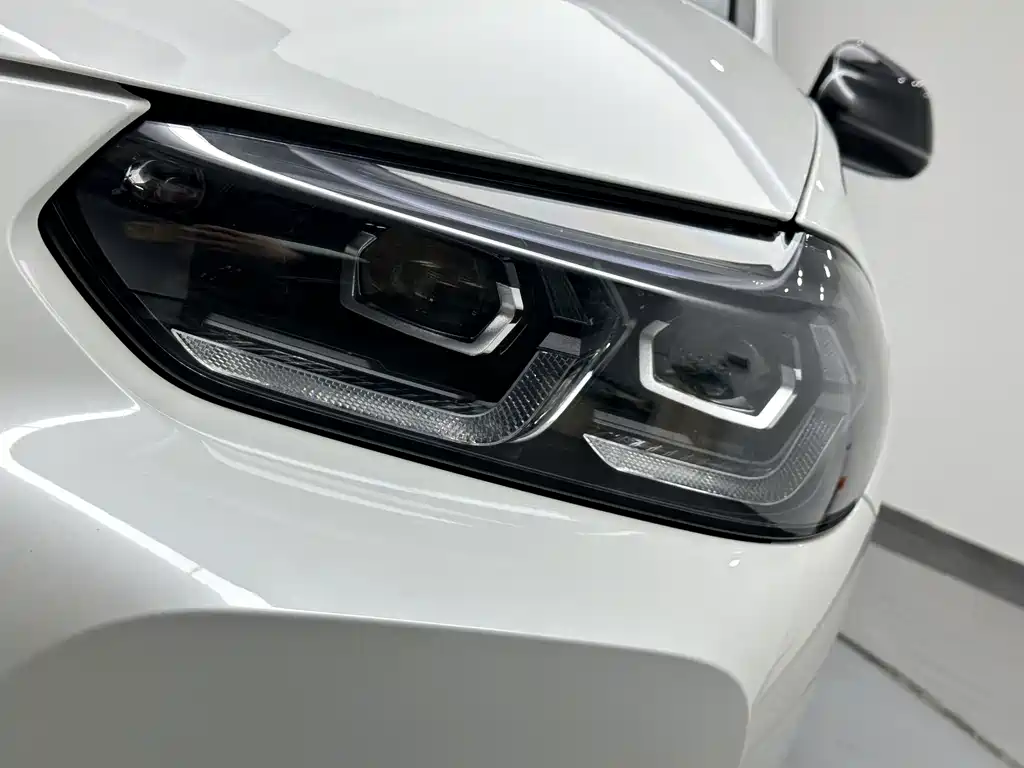 BMW X3 — миниатюра 21