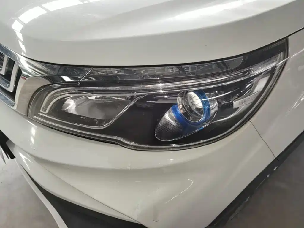 Geely Vision X3 — миниатюра 24