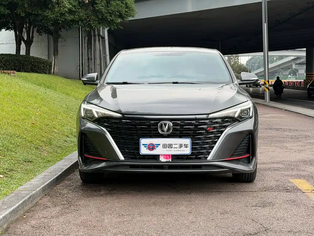 Changan Eado — миниатюра 2