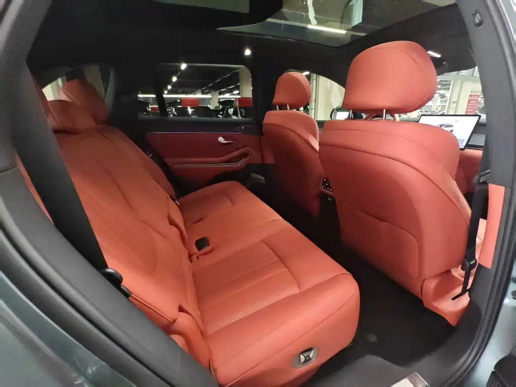 BYD Tang L — миниатюра 23