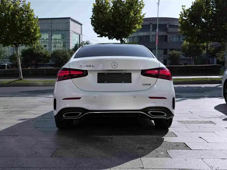 Mercedes-Benz A-Class — миниатюра 10