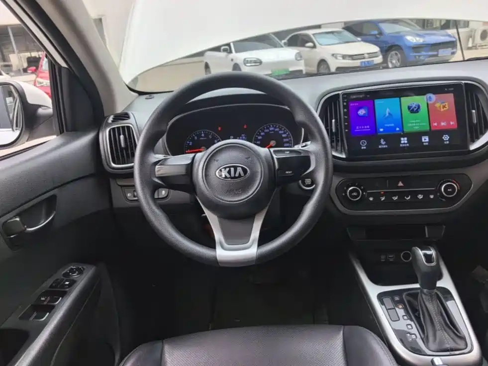 Kia KX3 — миниатюра 11