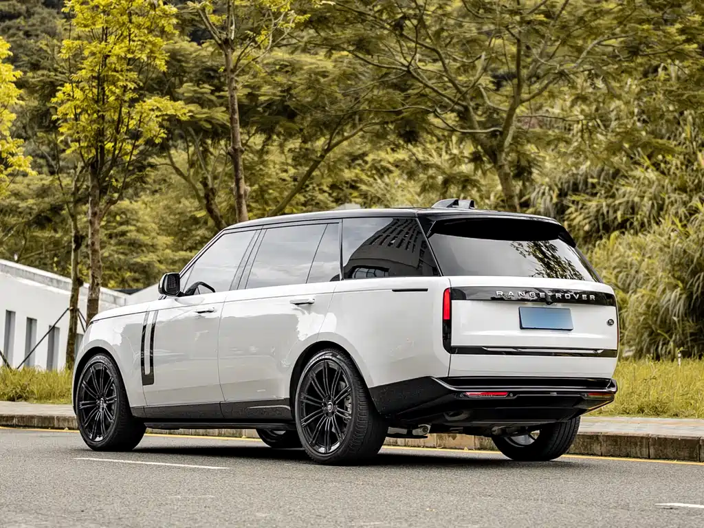 Land Rover Range Rover 2025 3.0 L6 400PS Long Wheelbase