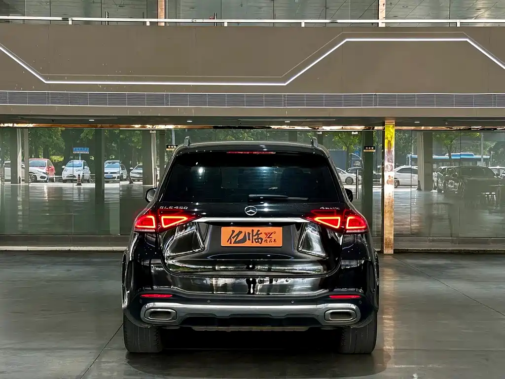 Mercedes-Benz GLE (Import) — миниатюра 13