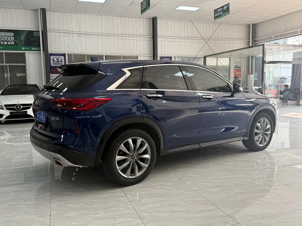 INFINITI QX50