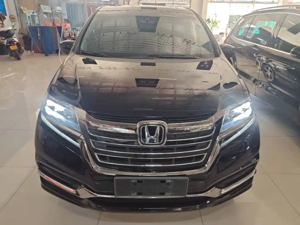 Honda Elysion — миниатюра 3