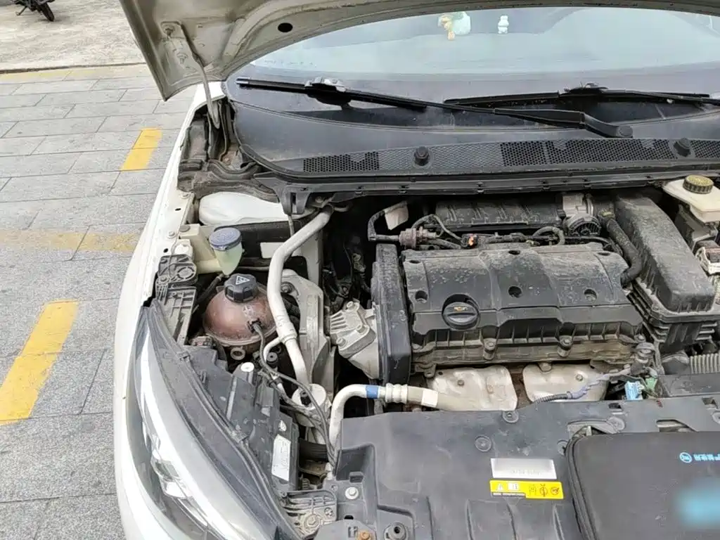 Peugeot 308 — миниатюра 19