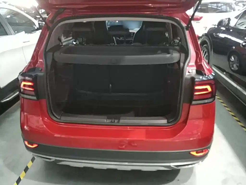 Volkswagen T-Cross — миниатюра 19