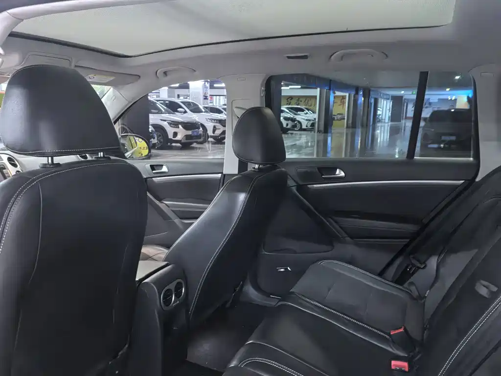 Volkswagen Tiguan — миниатюра 10