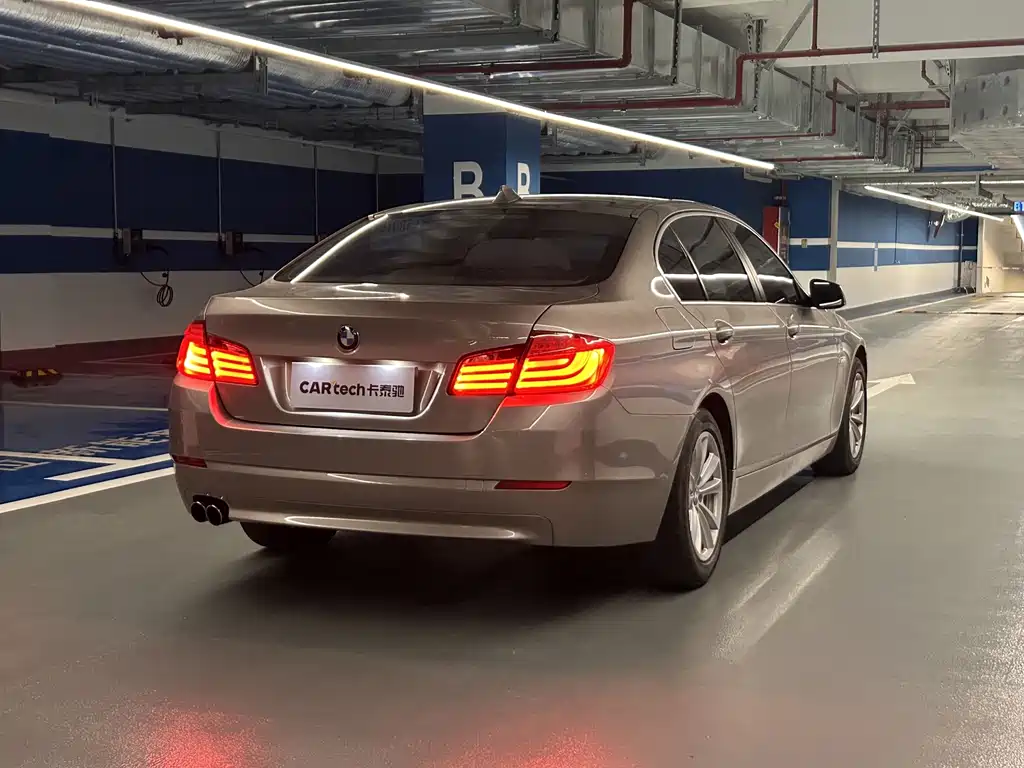 BMW 5 Series — миниатюра 4
