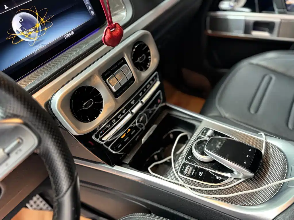 Mercedes-Benz G-Class — миниатюра 7