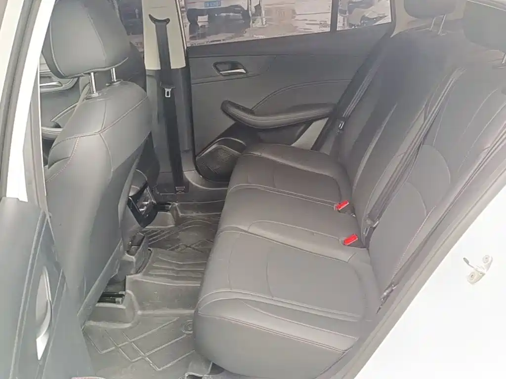 Roewe i5 — миниатюра 17