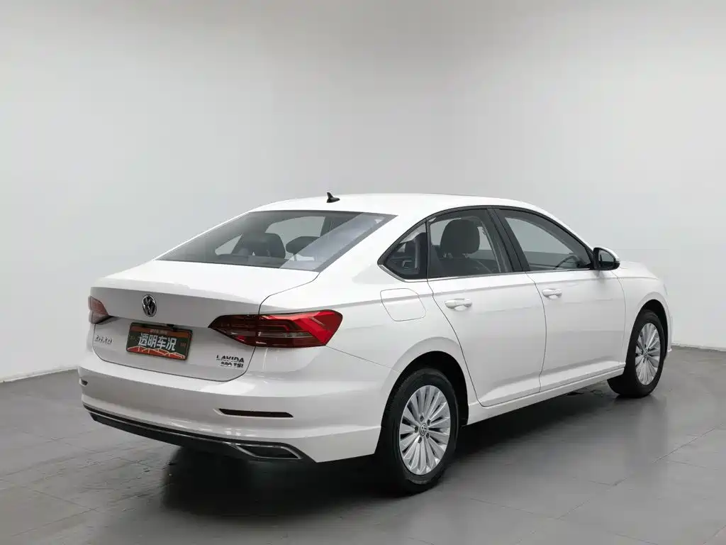 Volkswagen Lavida — миниатюра 2