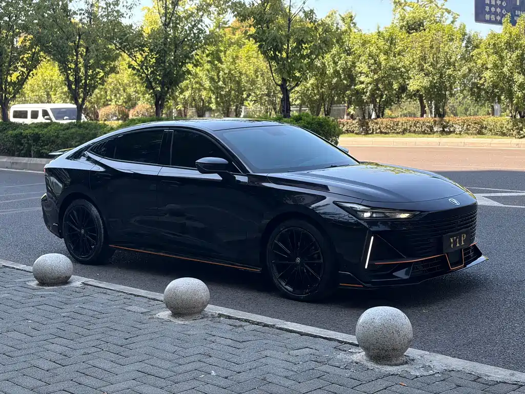 Changan UNI-V — миниатюра 2