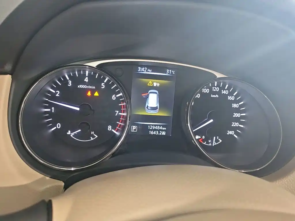 Nissan X-Trail — миниатюра 12
