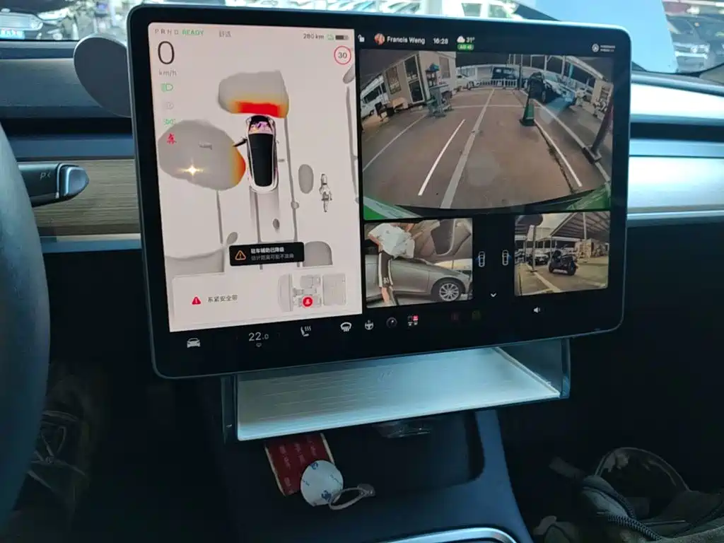 Tesla Model 3 — миниатюра 13