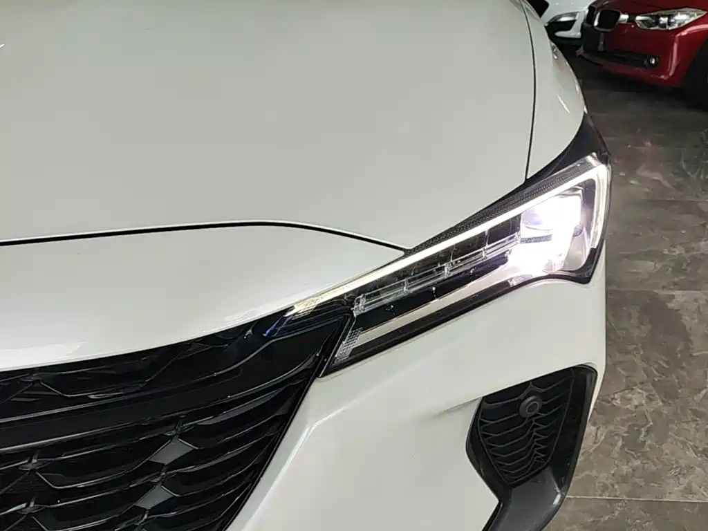 Buick Verano — миниатюра 24