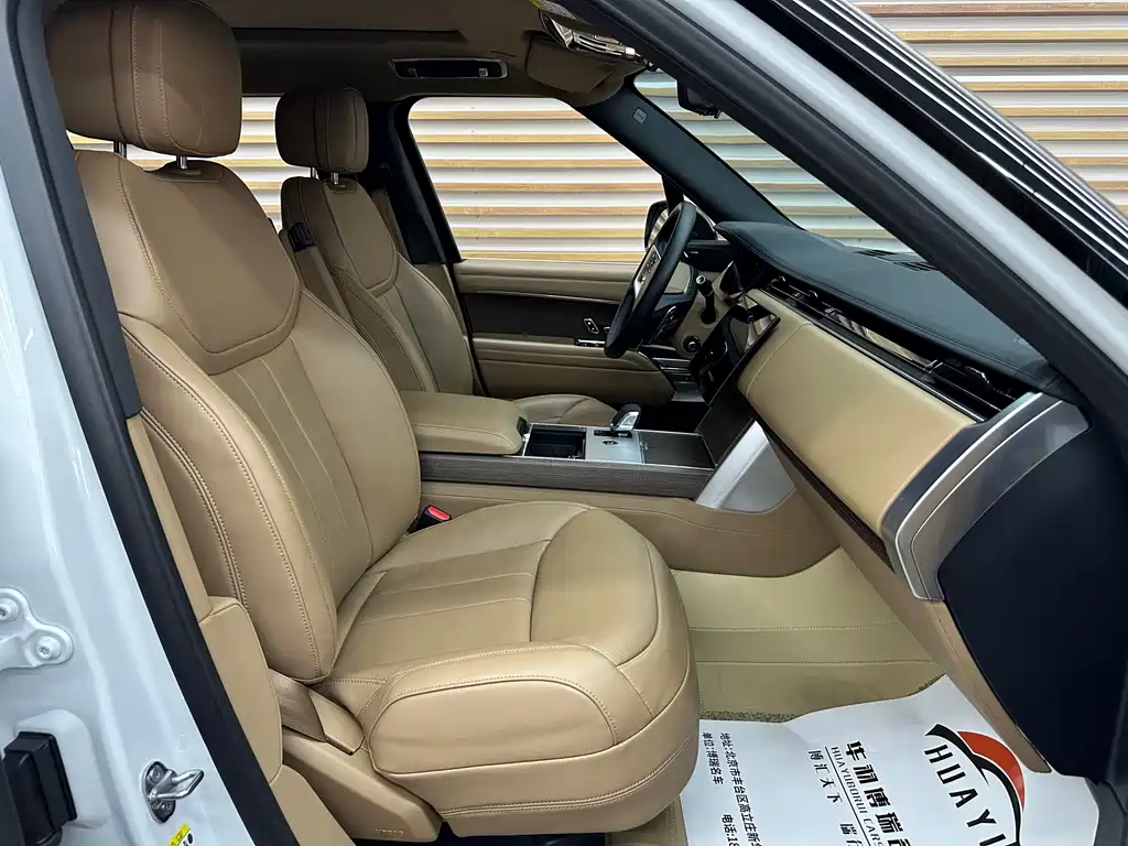 Land Rover Range Rover — миниатюра 12