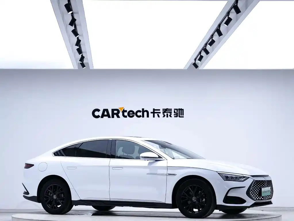 BYD Han — миниатюра 5
