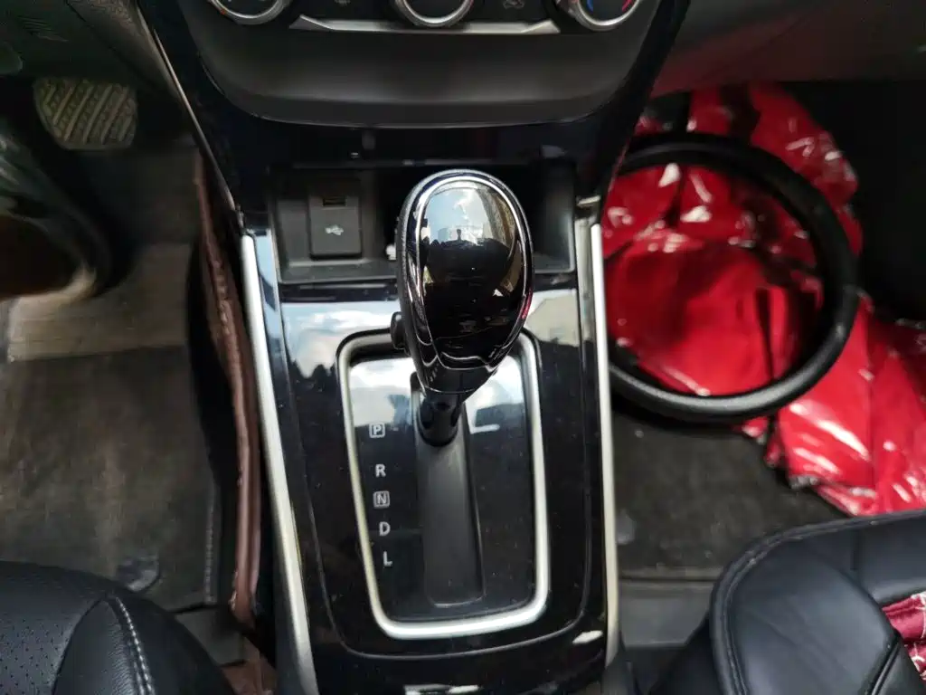 Nissan Sylphy — миниатюра 10