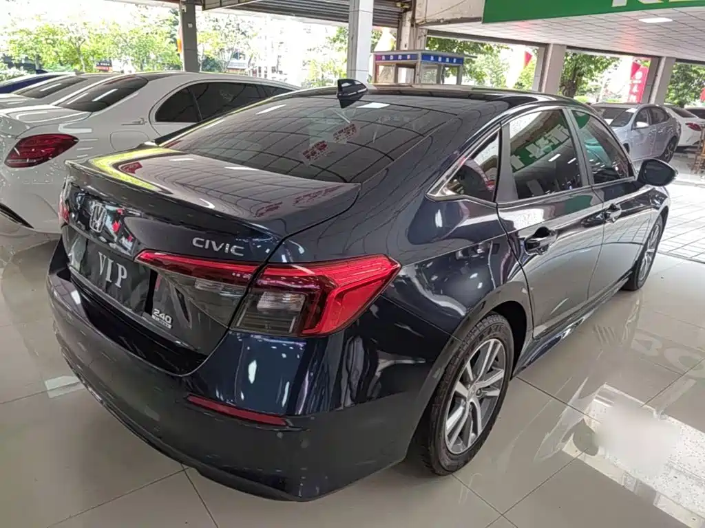 Honda Civic — миниатюра 7