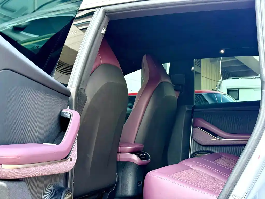 NIO ET5T — миниатюра 14