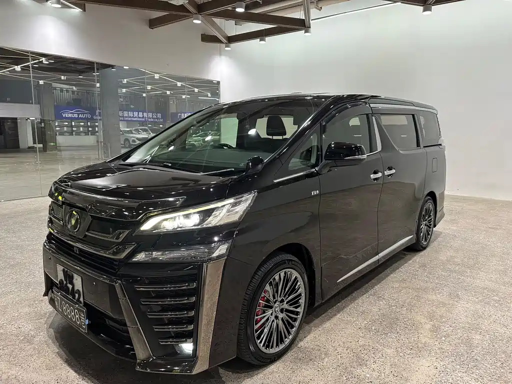 Toyota Vellfire — миниатюра 10