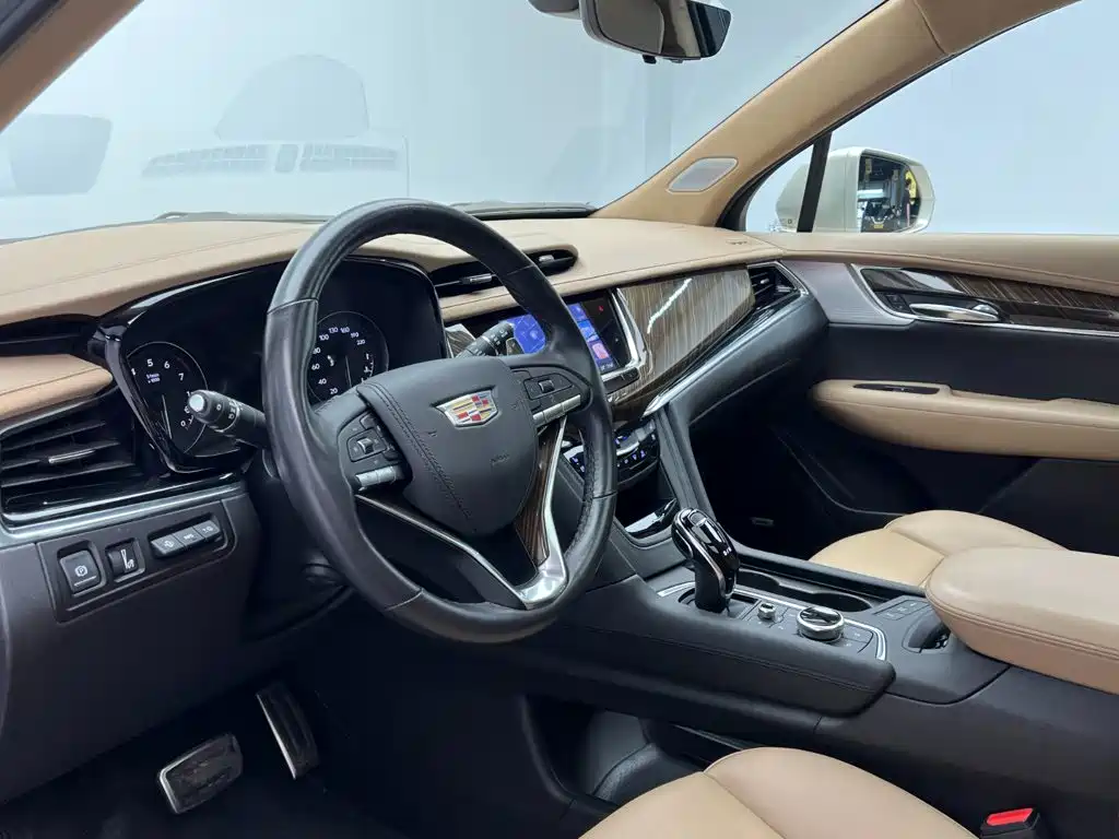 Cadillac XT6 — миниатюра 14