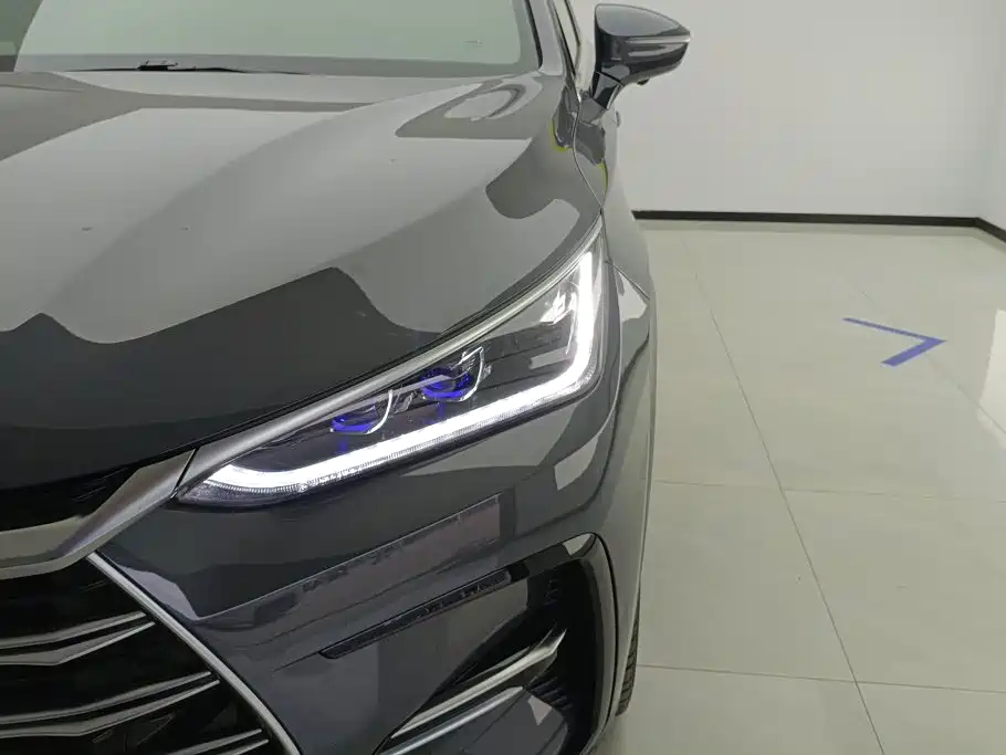 BYD Tang New Energy — миниатюра 5