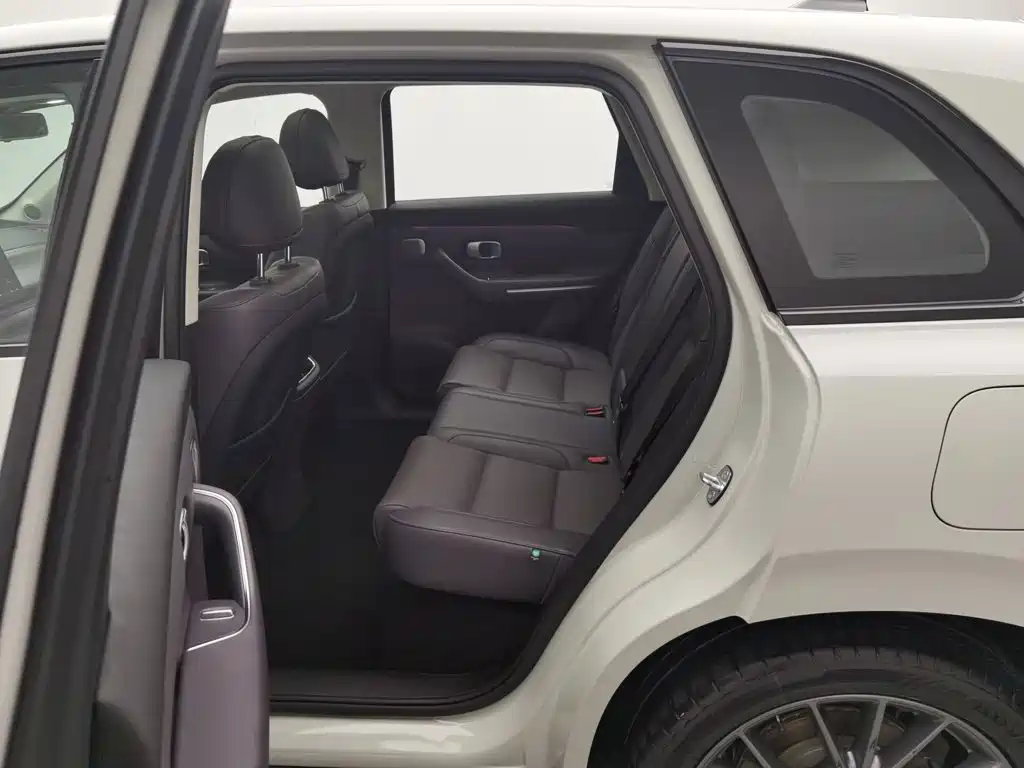 Leapmotor Leapmotor C10 — миниатюра 15