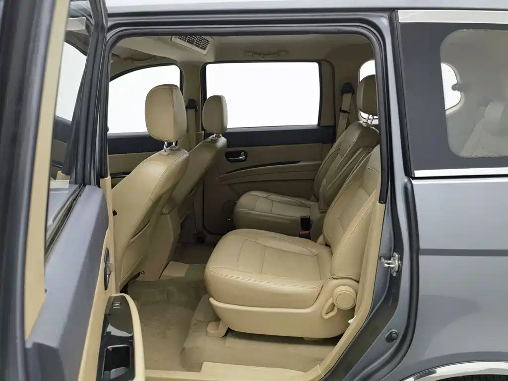 Wuling Hongguang — миниатюра 15