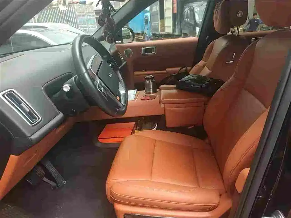 Li Auto Li L8 — миниатюра 3