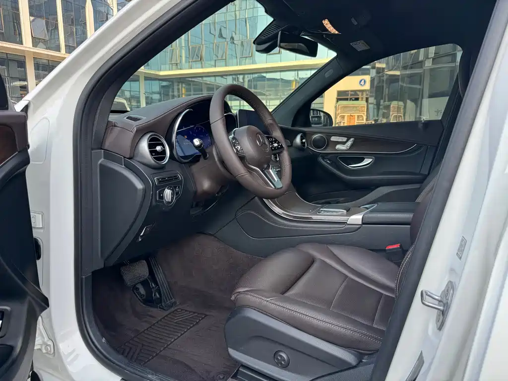 Mercedes-Benz GLC — миниатюра 9