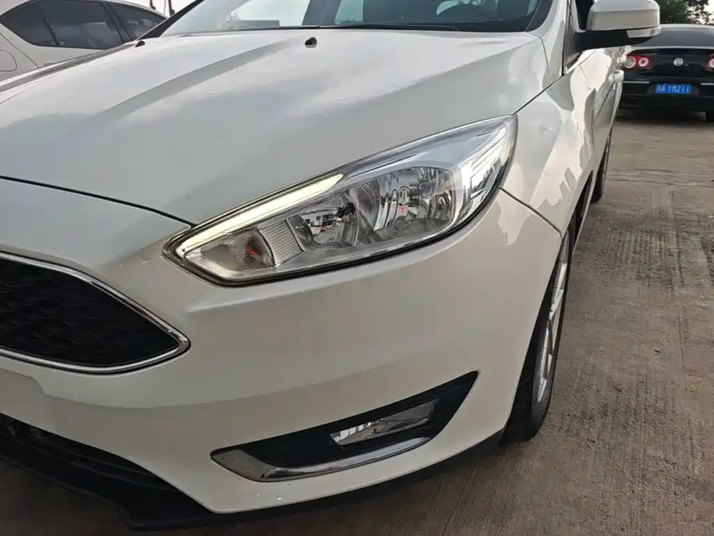 Ford Focus — миниатюра 24