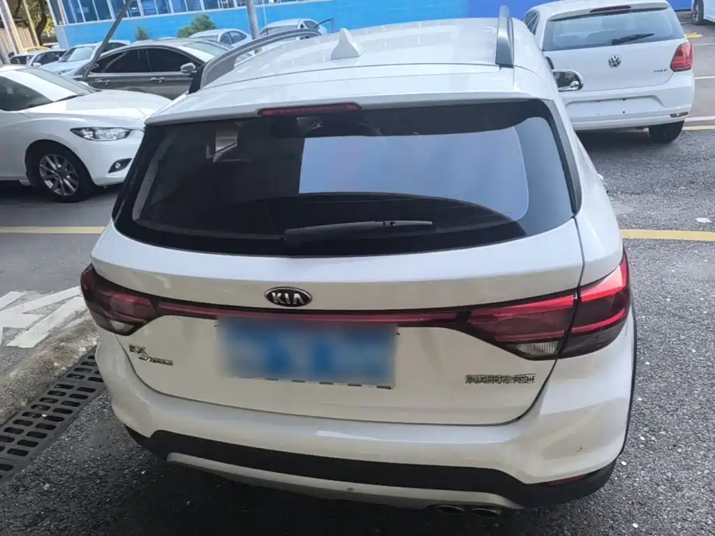 Kia KX Cross — миниатюра 6