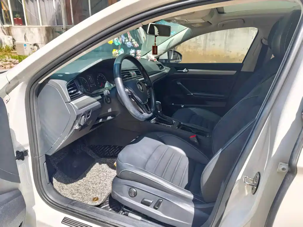 Volkswagen Lamando — миниатюра 4