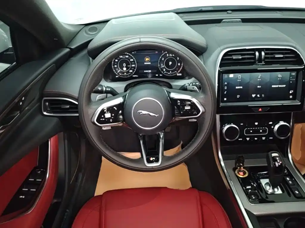 Jaguar XEL — миниатюра 11