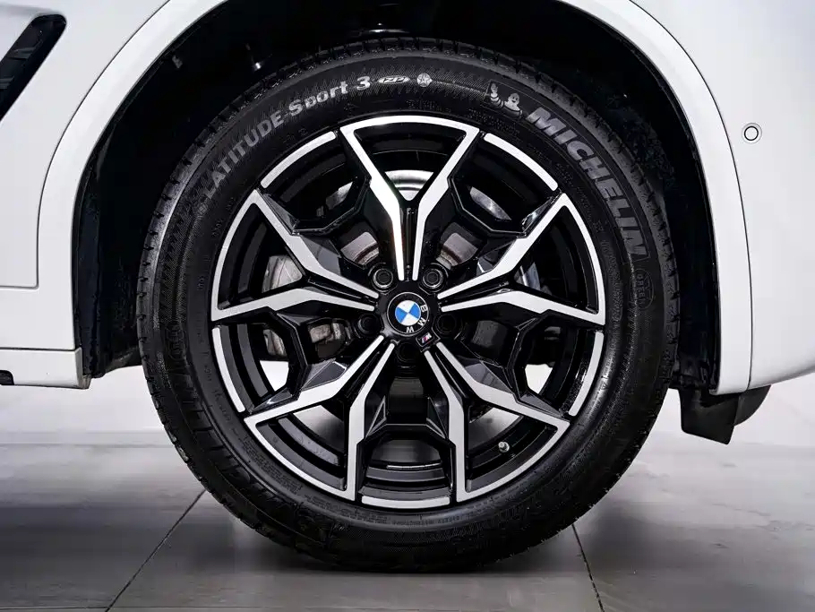 BMW X4 — миниатюра 12