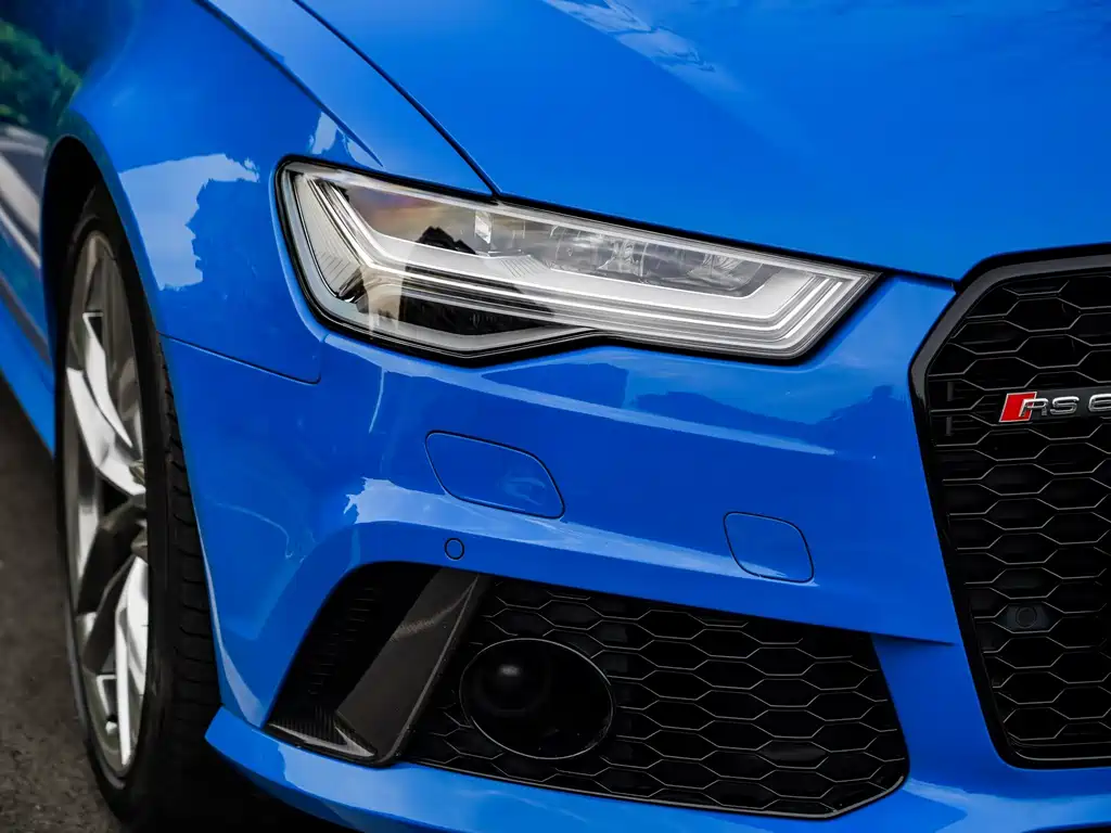 Audi RS 6 RS 6 4.0T Avant Premium Sport Limited Edition, фото 21