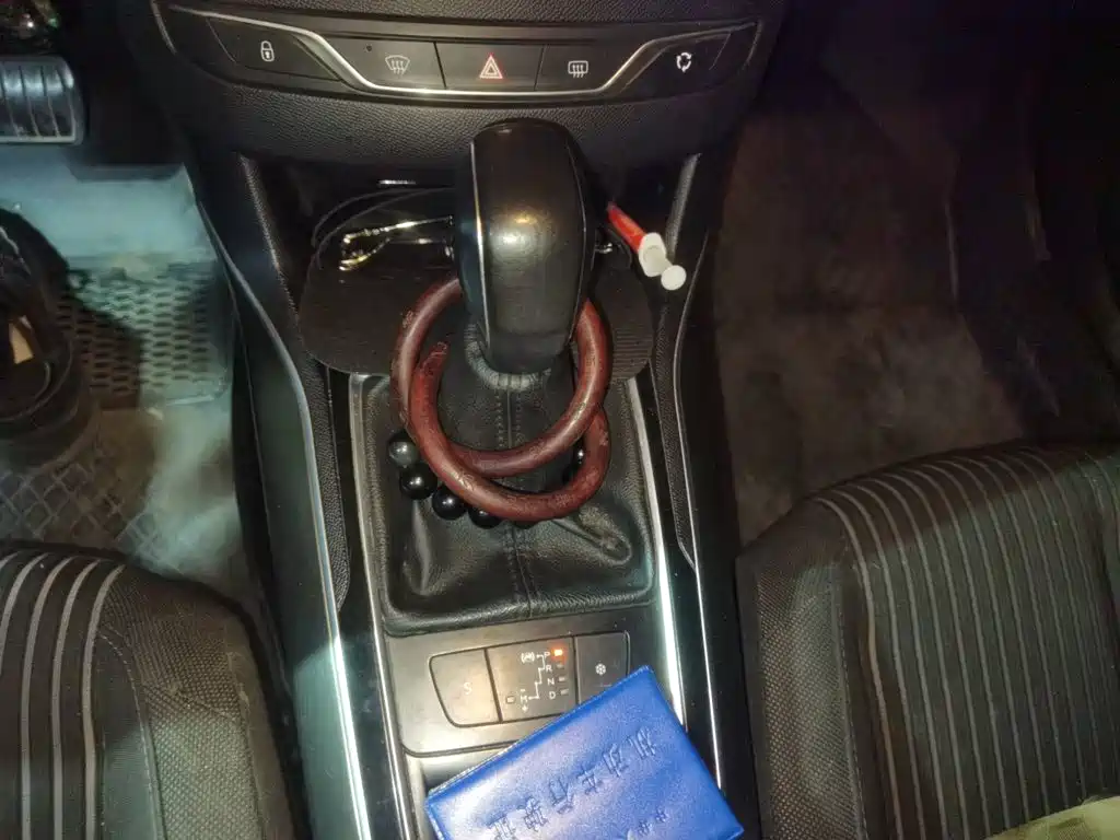 Peugeot 408 — миниатюра 15