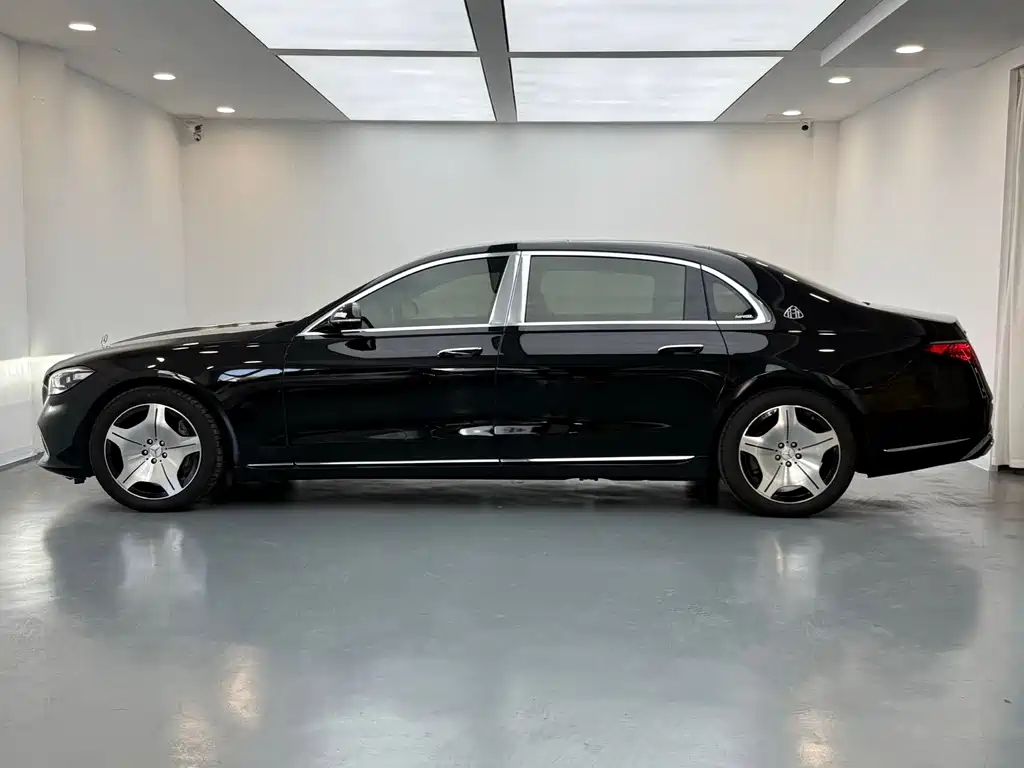 Mercedes-Benz S-Class — миниатюра 7