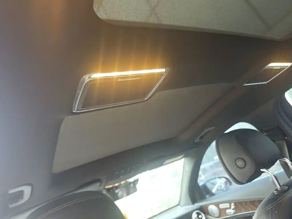 Mercedes-Benz GLC — миниатюра 18