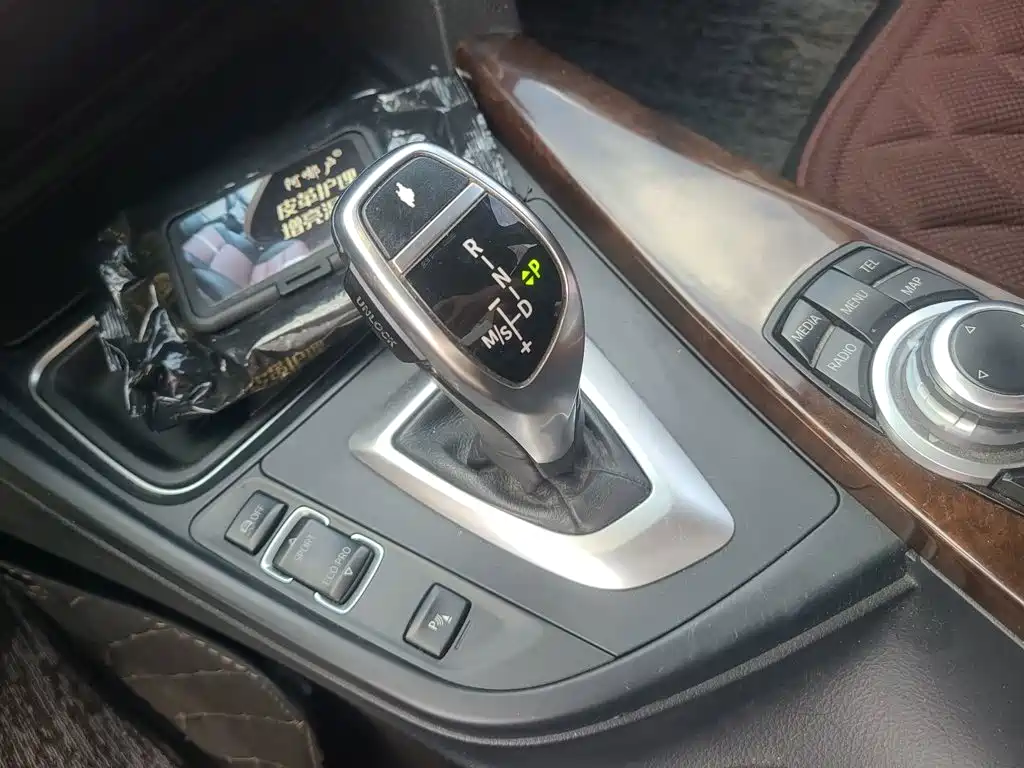BMW 3 Series — миниатюра 7